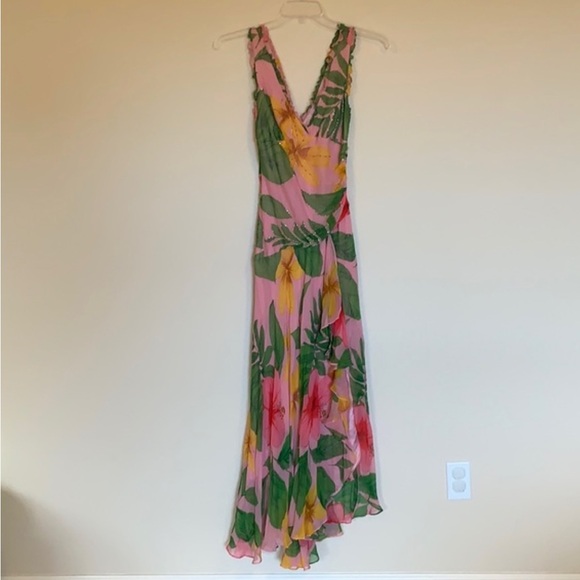 BCBGMaxAzria Dresses & Skirts - BCBG Vintage Pink Floral Prom Dress